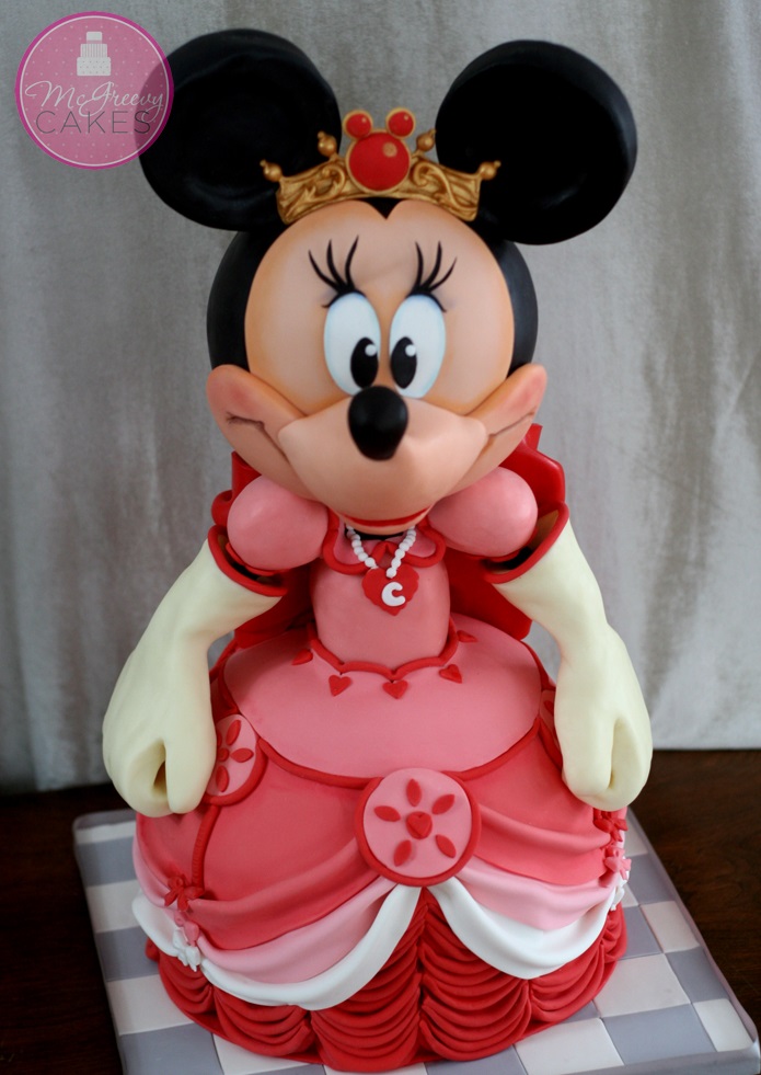 Minnie Cake - front