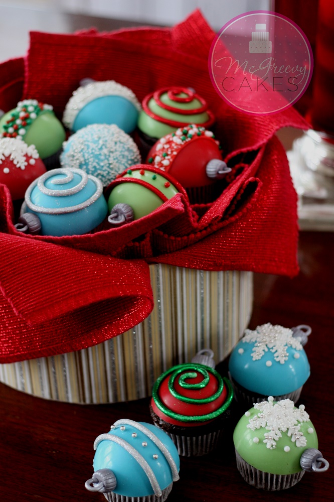 Ornament Cupcakes Angle View