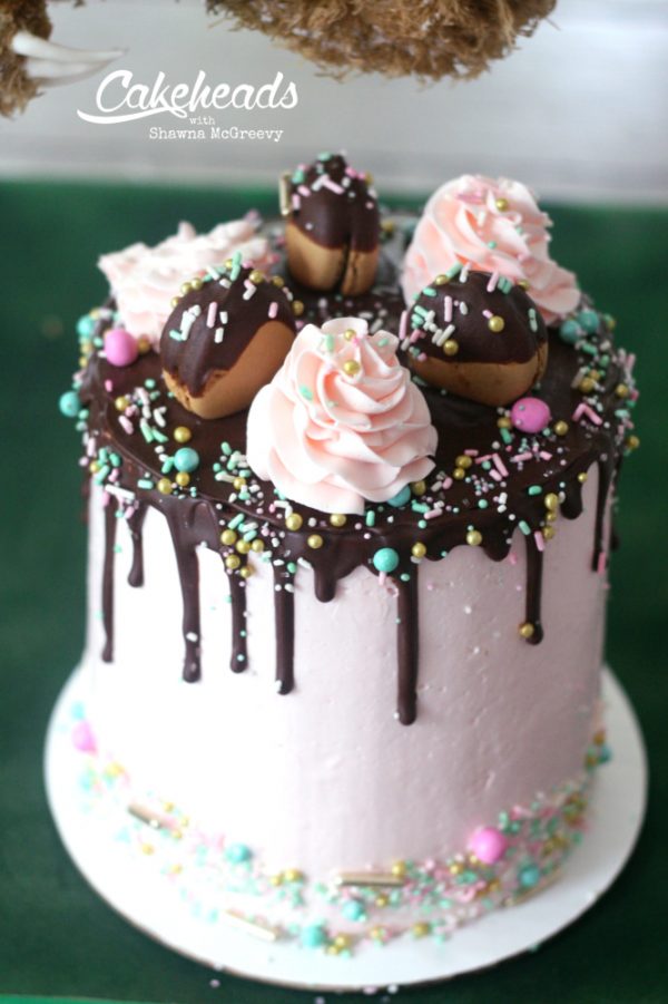 sloths-cake
