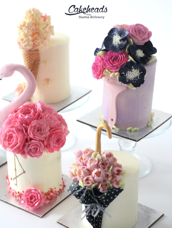 mini cakes side