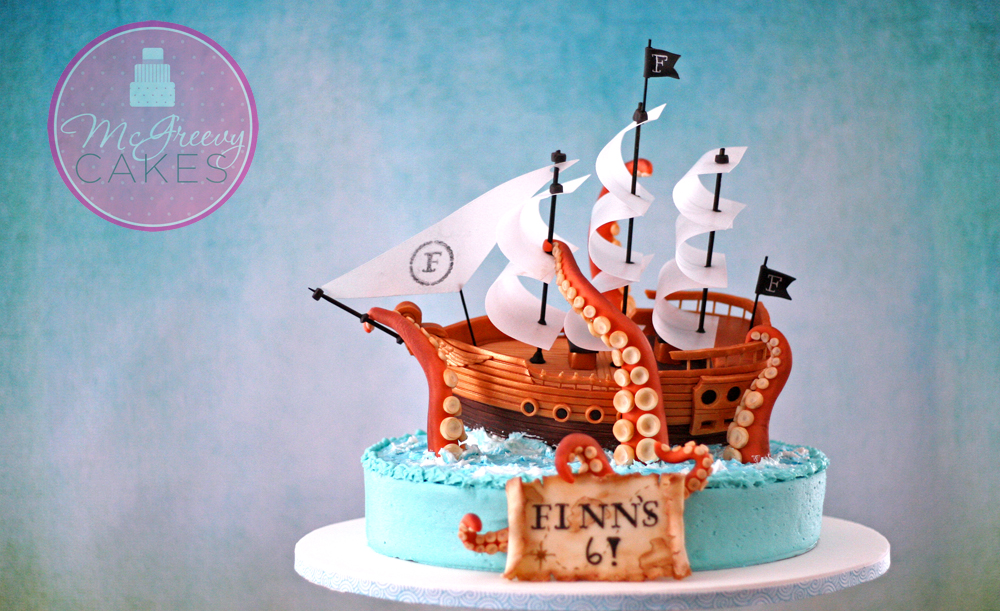 pirate ship full cake